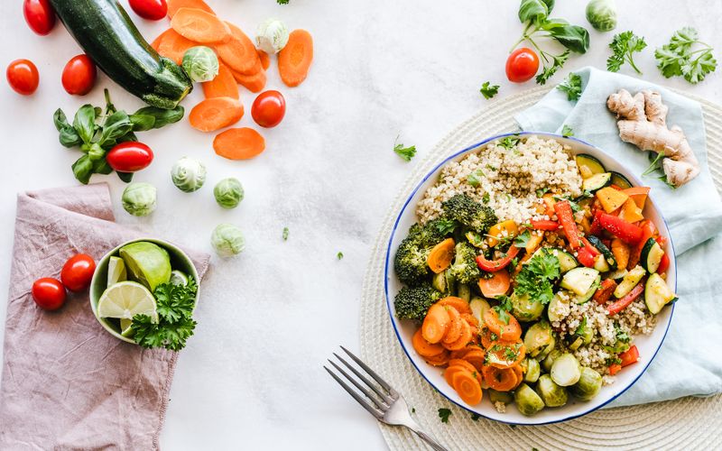 Saladas Criativas com Brotos e Microgreens da Horta